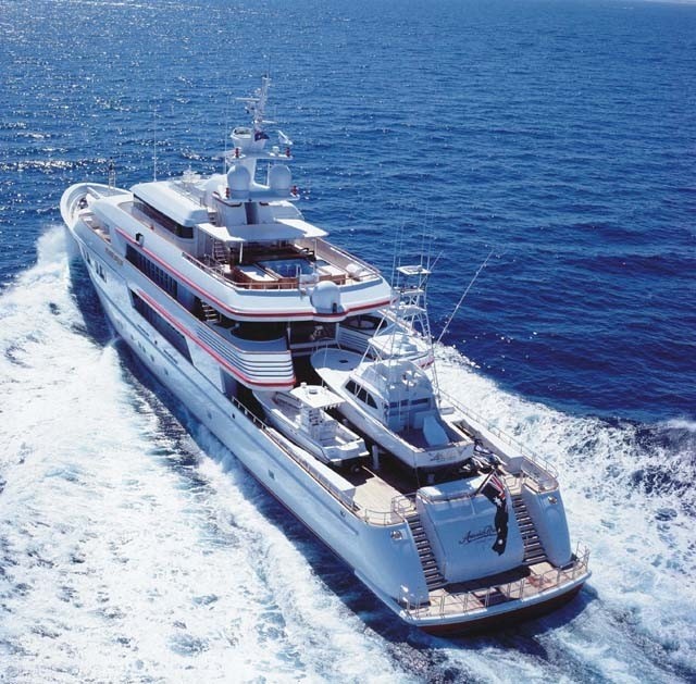 NOMAD Yacht Charter Details, Oceanfast CHARTERWORLD Luxury Superyachts